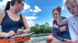 НА ПЛЯЖЕ СЪЕДАЕТСЯ ВСЁ! МНЕ ИХ ЖАЛКО, КАК ОНИ БЕЗ САНДАЛЕЙ? ГУЛЯЕМ ПО ЭКОТРОПЕ. ВЛОГ 16.06.25