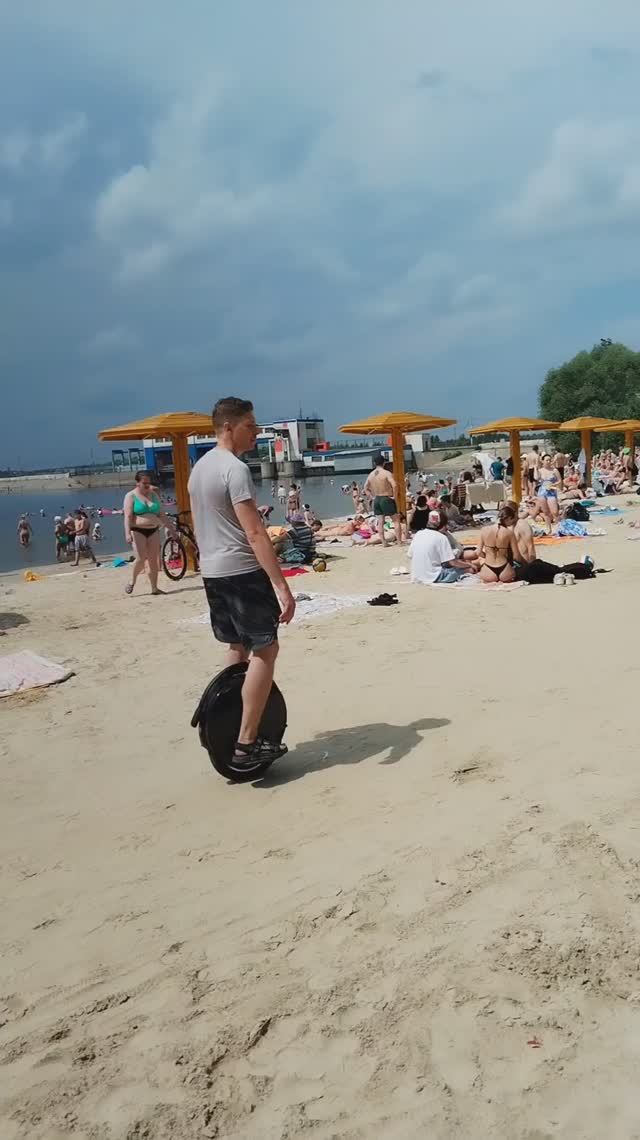 Пляж в Челябинске. 14 июня, +28. смотреть онлайн