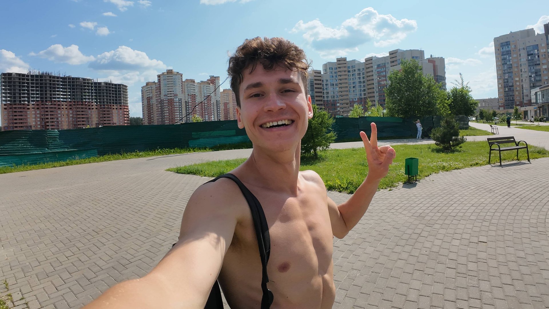 Ежедневная беговая тренировка || Готовимся побеждать на Московском марафоне 2025 :) смотреть онлайн