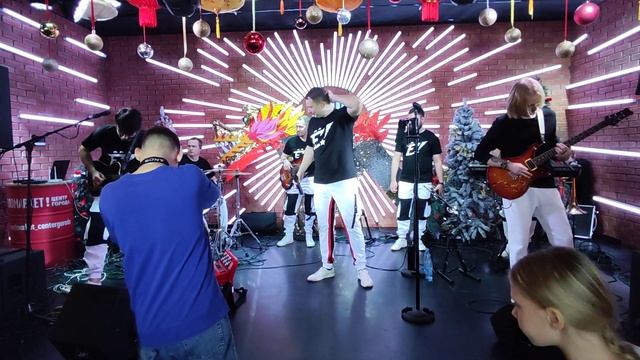 Районы-кварталы - Группа Ёлы-палы Краснодар #концерт #районыкварталыы смотреть онлайн