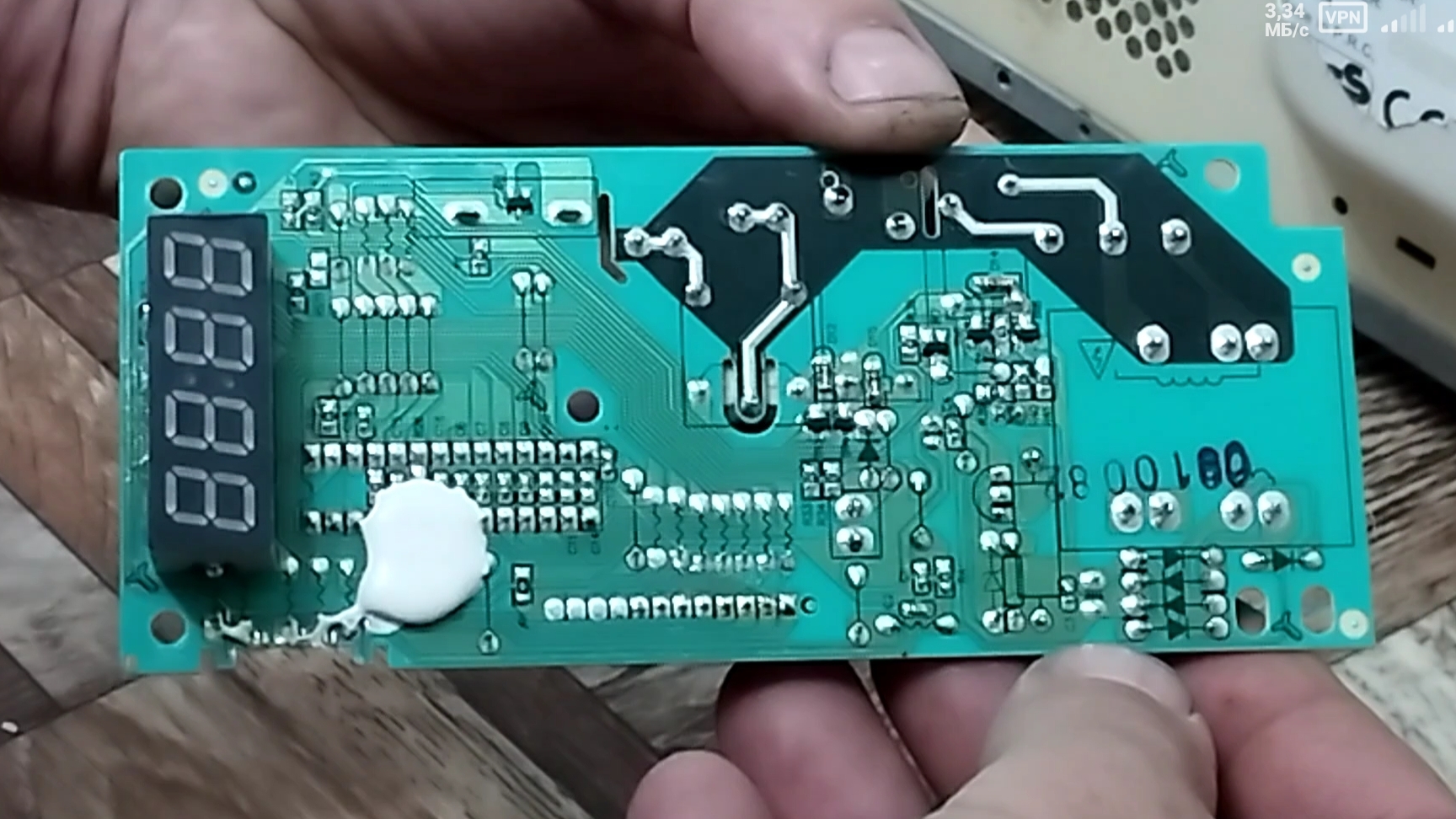 Не включается микроволновка CANDY, ремонт электроники.