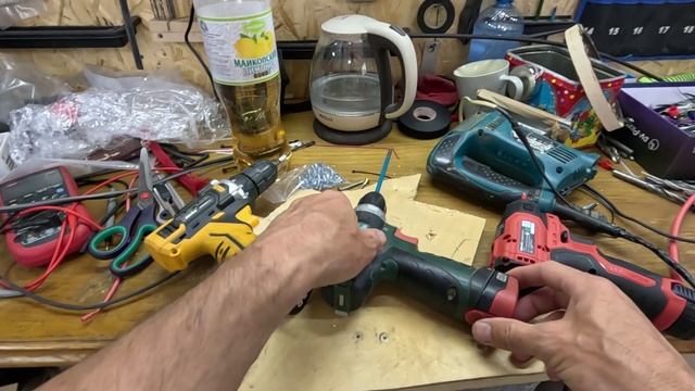 Бешенный бурундук по имени Devon