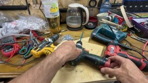 Бешенный бурундук по имени Devon