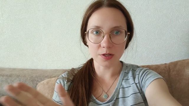 VLOG | Страшно ли с ребёнком в поезде и чем его занять | У Мии кудряшки? смотреть онлайн