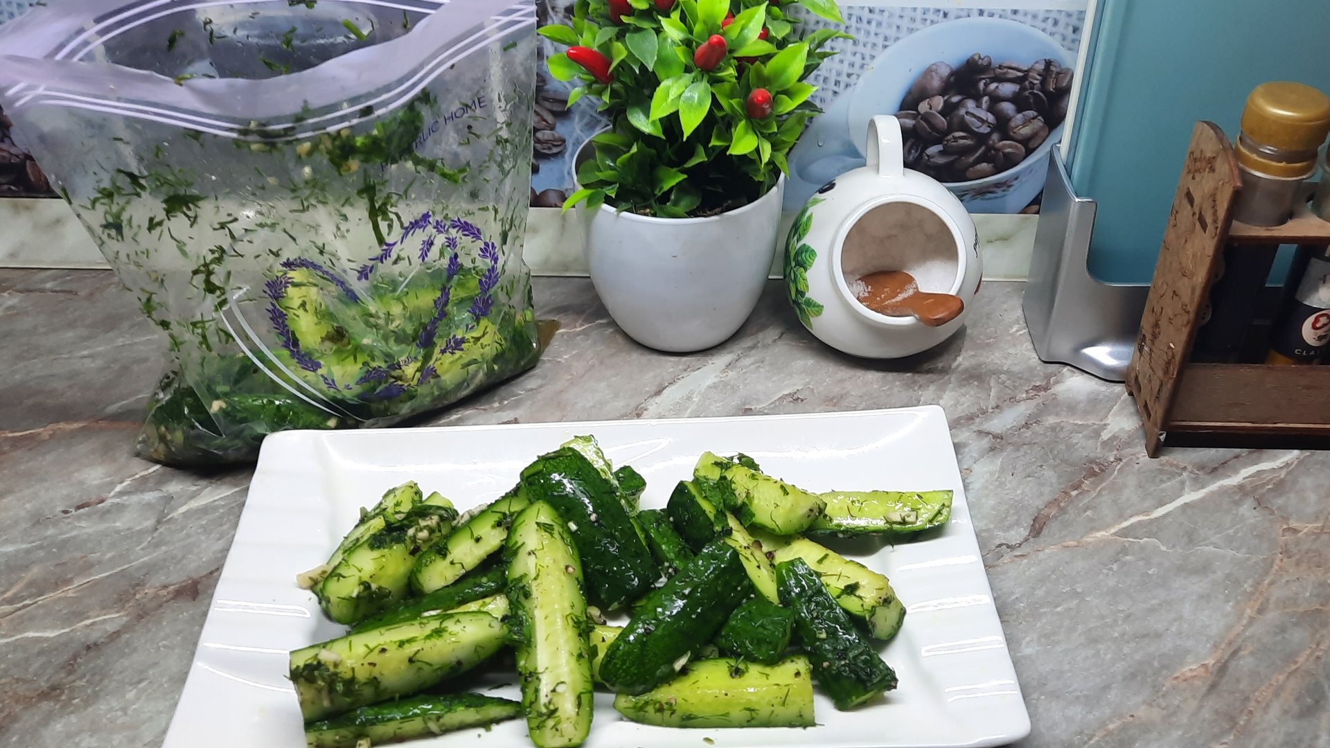 🥒 Малосольные огурцы, самый простой рецепт!! смотреть онлайн