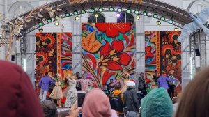 Надежда Кадышева Течёт ручей, бежит ручей