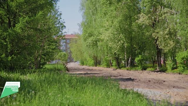 В Соликамске продолжаются работы по благоустройству скверов. Соликамск ТВ.