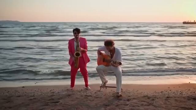 Daniel Vitale And Emanuel Victorria