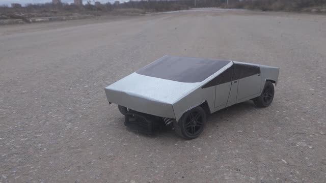 Самодельная Тесла Cybertruck