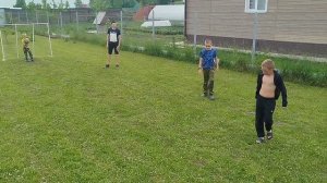 играем в футбол