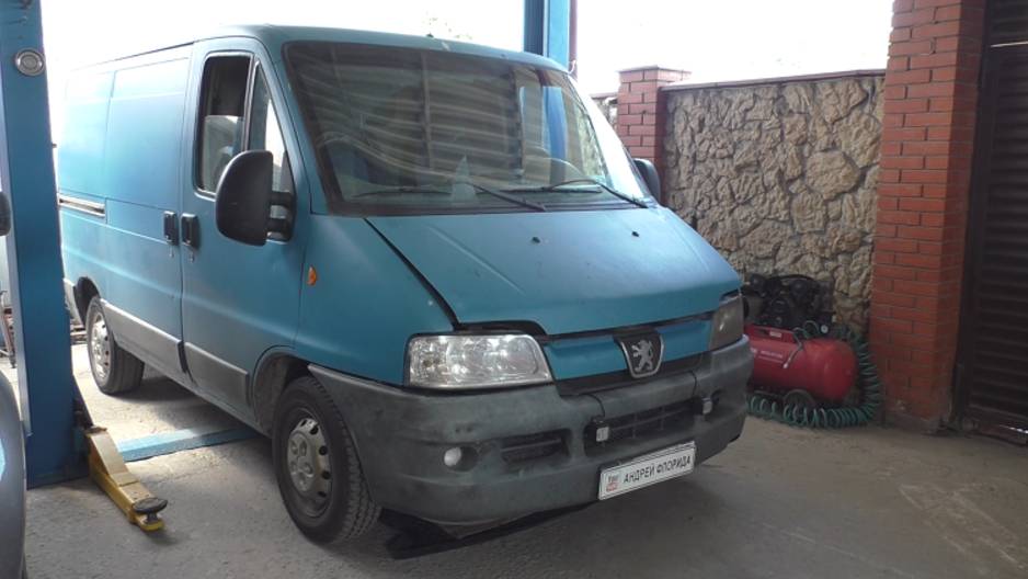 Замена топливного насоса ТНВД на Peugeot Boxer 2 2,2 дизель Пежо Боксер 2 2002 года