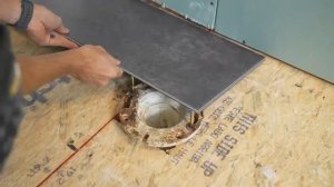 Укладка кварцвинила SPC плитки на замке в ванную. Подробная инструкция для пола своими руками