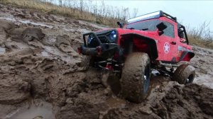 Гряземес на радиоуправляемых внедорожниках.