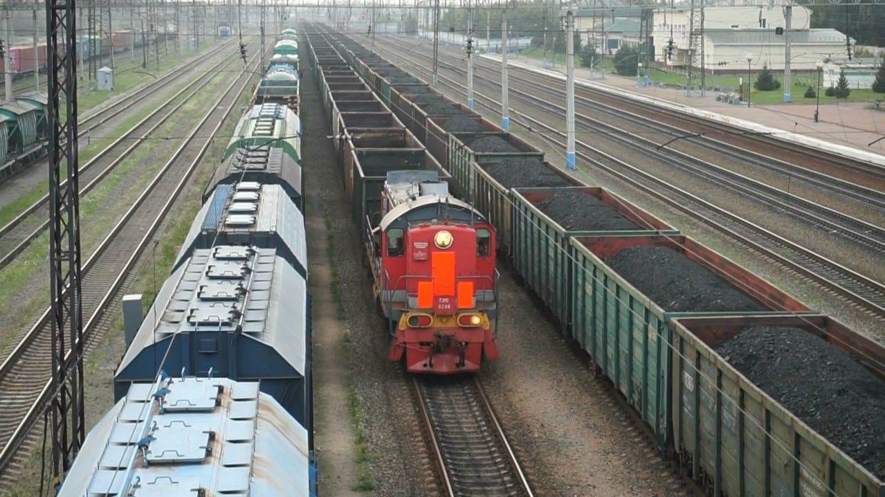 Тепловоз ТЭМ2-6248 смотреть онлайн