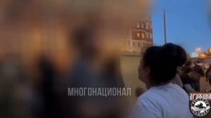 Взрослые таджики угрожают резать уши детям, а мигрантка спокойно на камеру говорит