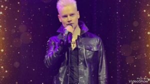 Везде и всюду неотразим... талантлив и прекрасен... с благодарностью поклонникам Telegram...