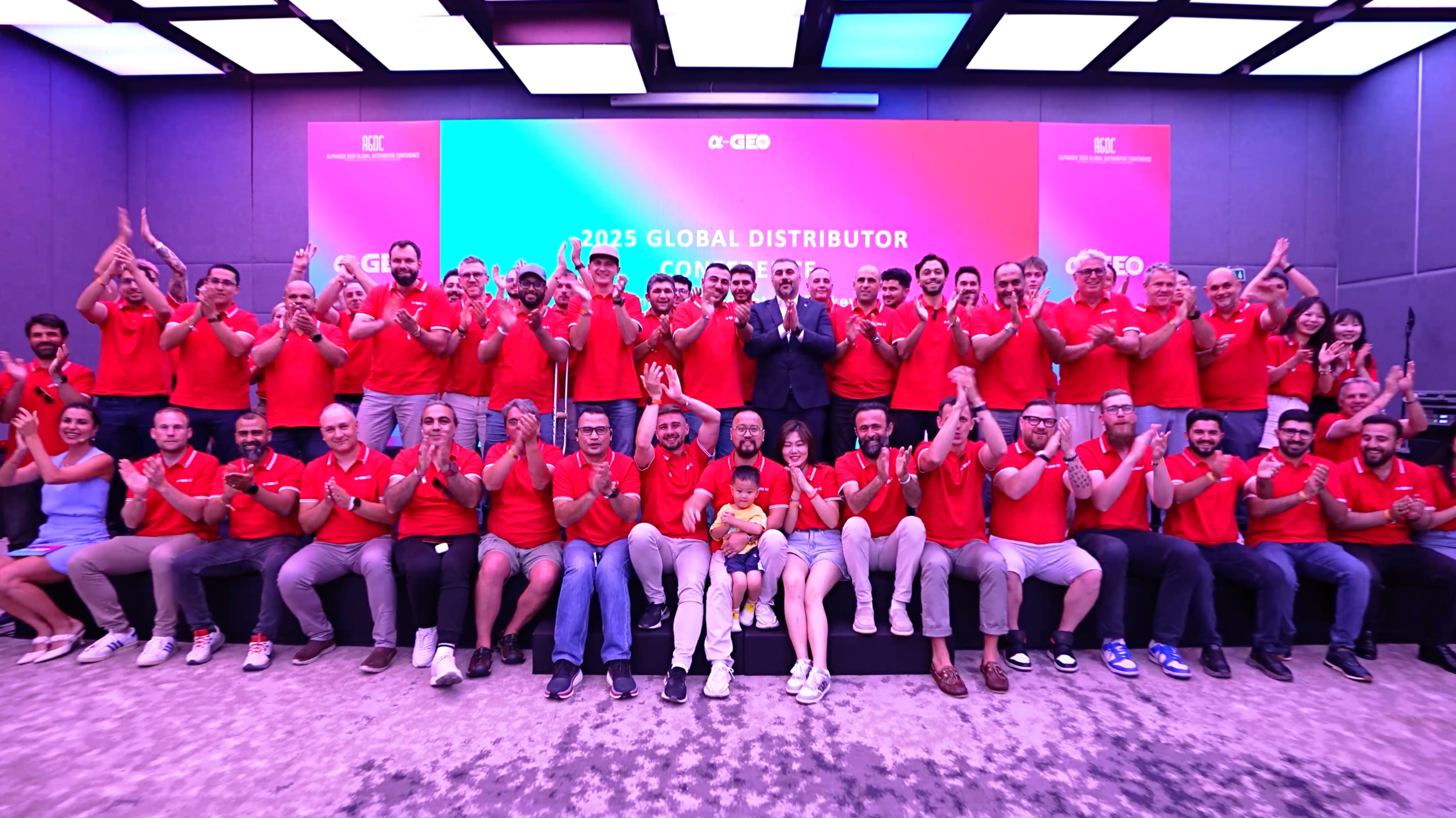 Итоги первого дня дилерской конференции ALPHAGEO 2025 в Анталье смотреть онлайн