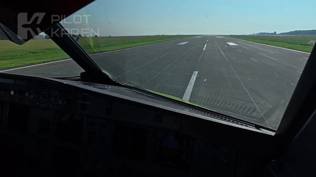 Пилот показал, что видит, когда самолет вылетает из аэропорта Барнаула смотреть онлайн