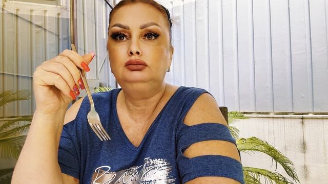 День 3 отдых Сочи/ Обед в санатории "Заполярье" шведский стол))0Болталка за вкусным столом))) смотреть онлайн