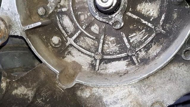 Скутер нет искры замена крышки картера генератора смотреть онлайн