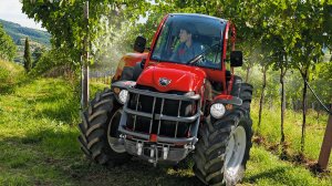 Antonio Carraro TGF 10900 R - Самый низкий компактный трактор для любых сложных задач!