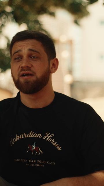 Арслан Бакуев - Сердце воюет смотреть онлайн