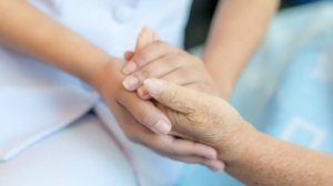 Новый порядок начисления стажа и баллов по уходу за пожилыми людьми и инвалидами