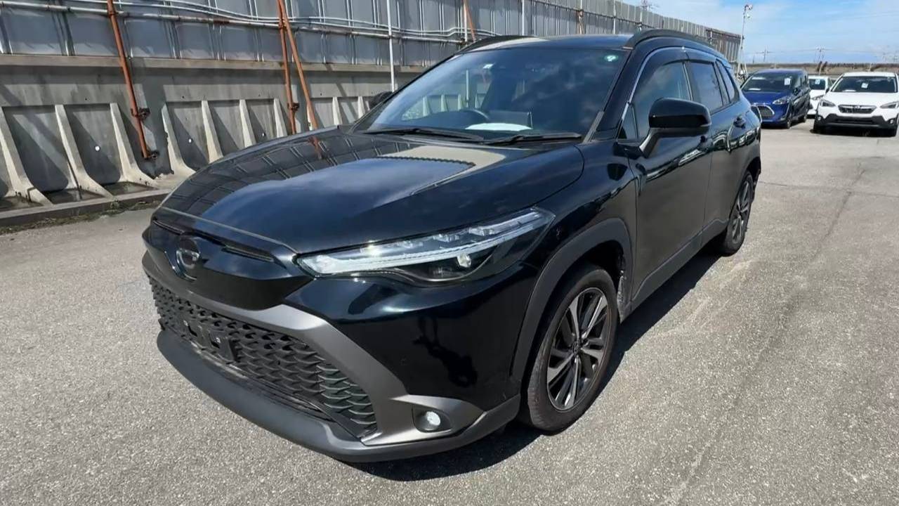 TOYOTA COROLLA CROSS 2022 ГОД смотреть онлайн