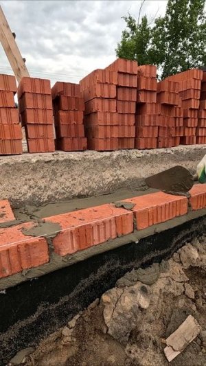 Кладка кирпича