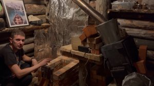 Землянка. Пришли первые морозы. Мини печь своими руками. Уха из форели