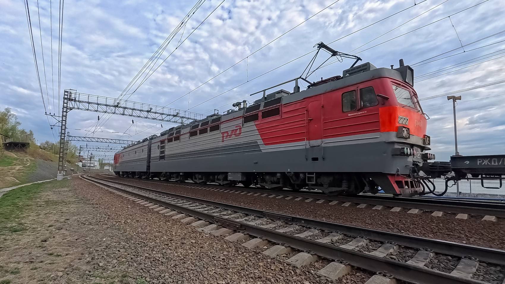 ВЛ85-222 смотреть онлайн