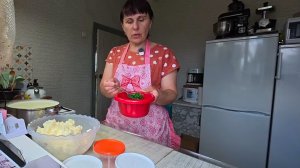 Обошла огород. Делаю сливочное масло и сыр. Домик у Церкви, сельская жизнь.