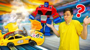 ЧП на трассе трансформеров!  Спасаем площадку и чиним тачки