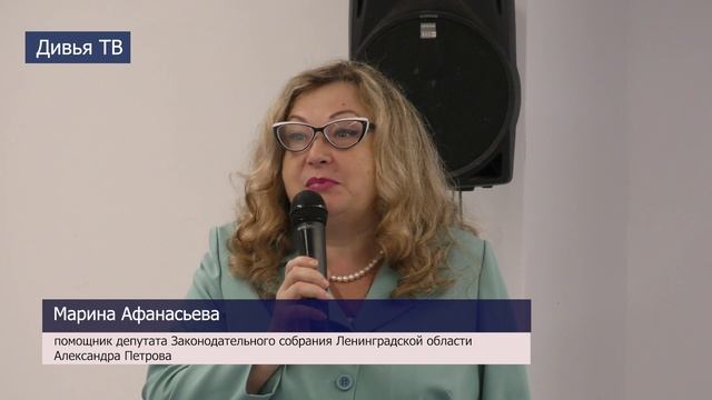 В Тихвине поздравили медицинских работников смотреть онлайн