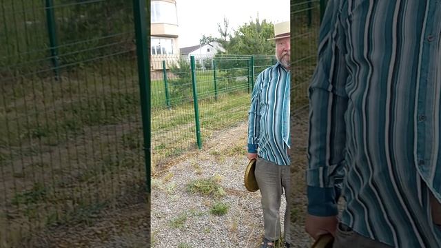 Ах как нам хочется, как очень хочется на Чёрное море смотреть онлайн