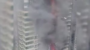 Массовая эвакуация в Дубае! Пожар в небоскрёбе на Марине потряс весь мир — паника на улицах