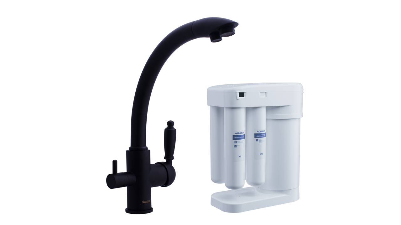 Распаковка черного смесителя для кухни 2в1 с фильтром Аквафор Морион Swedbe Selene Plus К8045М смотреть онлайн