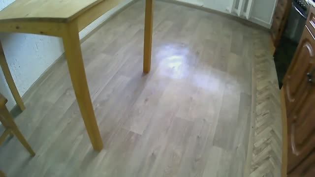 Ремонт кухни. Меняем линолеум ЧАСТИЧНО. смотреть онлайн