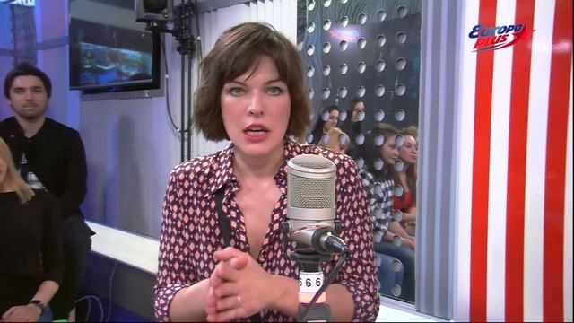 Милла Йовович говорит по-русски!