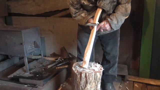 Топорище этап 3 Доводка топорища до рабочего состояния смотреть онлайн