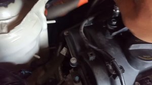 KIA Picanto  самостоятельная замена свечей зажигания и стоек стабилизатора