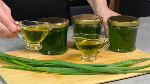 Даже не думала, что буду готовить зеленое масло. Попробовала и теперь так делаю каждый год