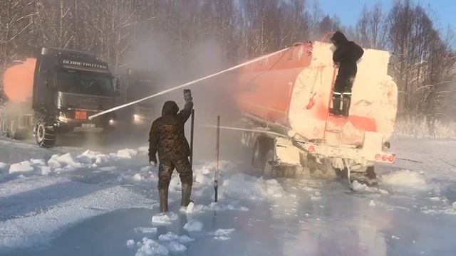 ICE ROAD TRUCKERS YAKUTIA RUSSIA 2020