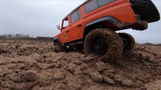 Бюджетный LR Defender. Тест на бездорожье.