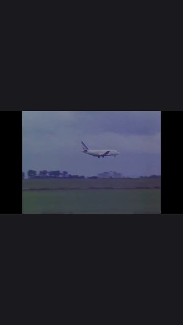 самолёт смотреть онлайн