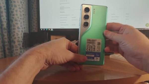 Tecno CAMON 40 256/8 ГБ бирюзовый — бюджетный флагман 2025? Обзор, распоковка.