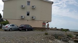 Море в Лоо 18.06.2025. Прохладно и штормит ((