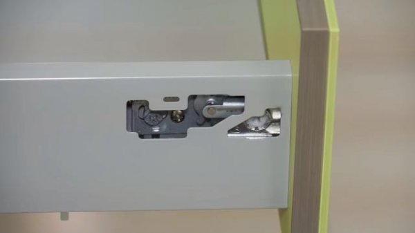 Видеоинструкция по монтажу мебельных ящиков Firmax