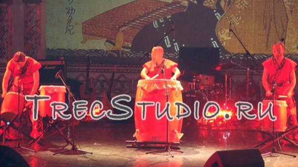 Шоу японских и китайских барабанов / Барабанщиков в японском и китайском стиле  