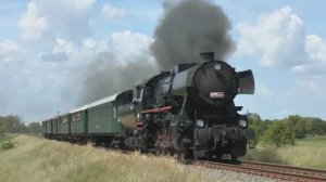 «Фрау» Паровоз 555.0153 с ретро поездом